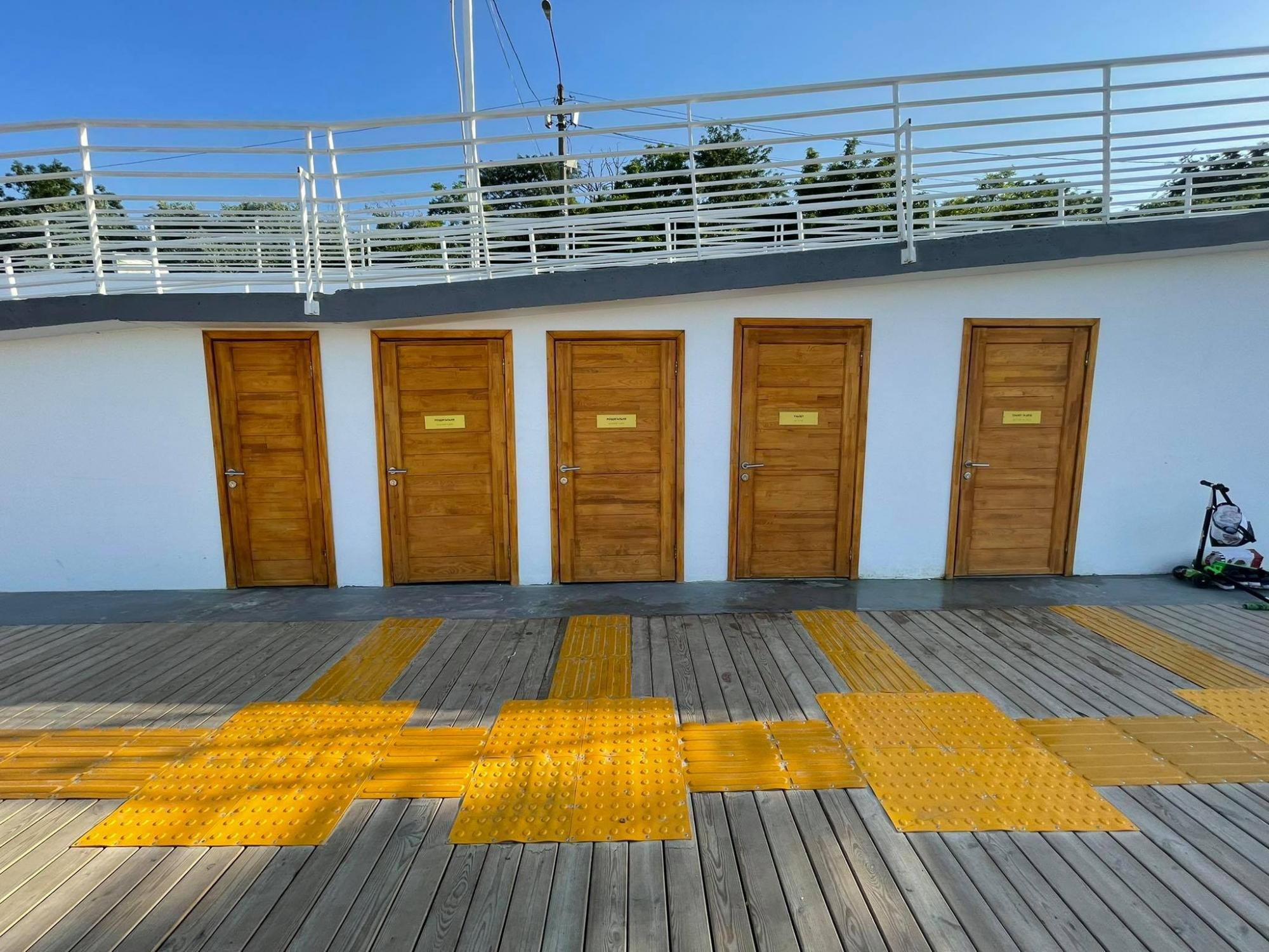 Свобода перемещения: возможен ли полноценный безбарьерный отдых на море в Украине